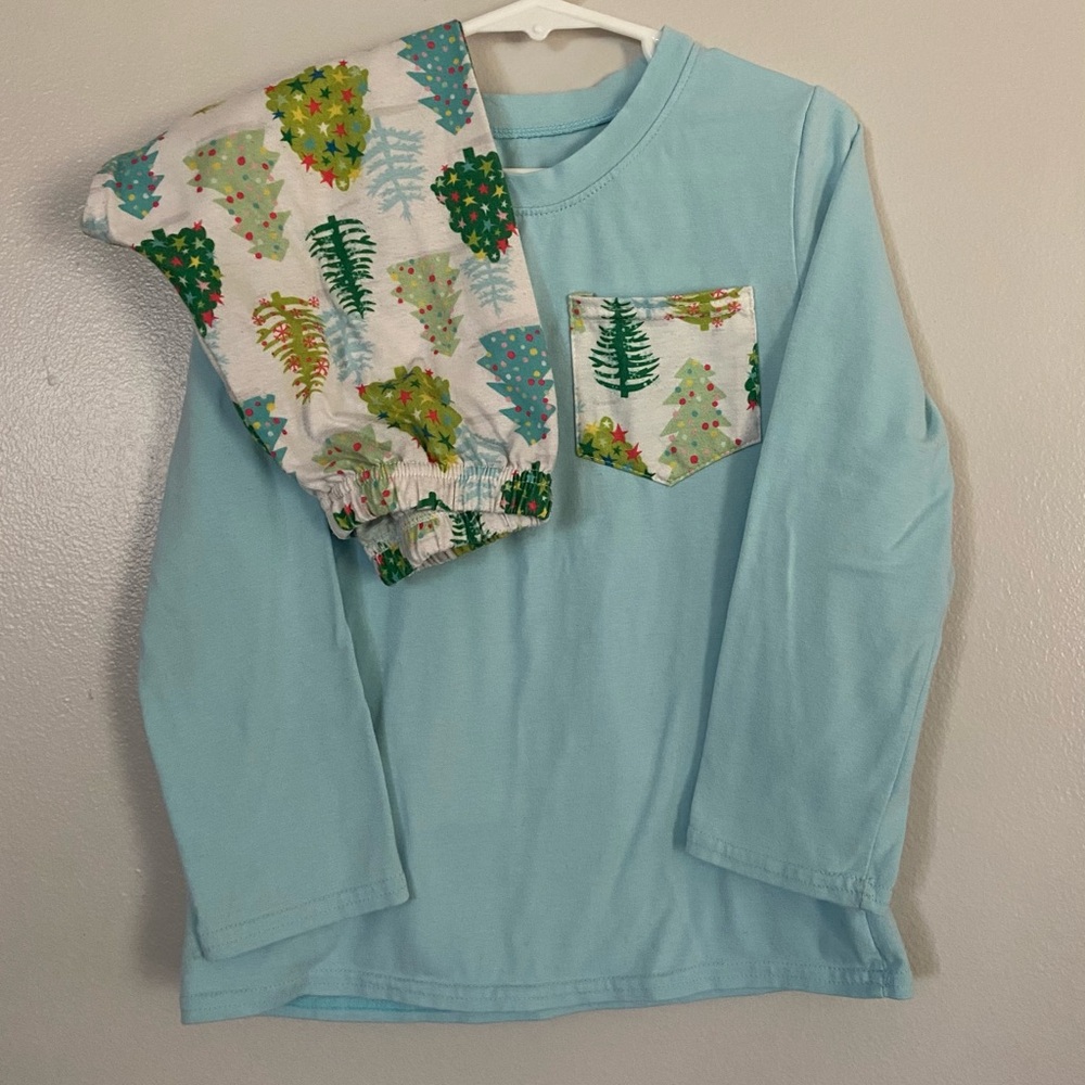 Boys 2 Piece Christmas PJ Tree
